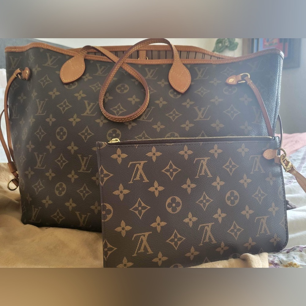 ❌SOLD❌(PRICE IS FIRMED) Authentic Neverfull Mm monogram - Picture 1 of 16